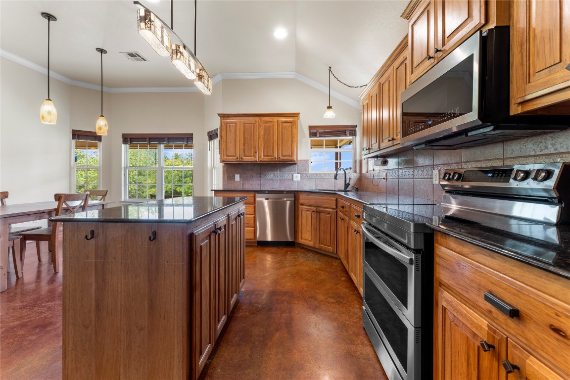 563 County Road 3372 , Kempner, TX, 76539 | 3431510 | Realty Texas LLC