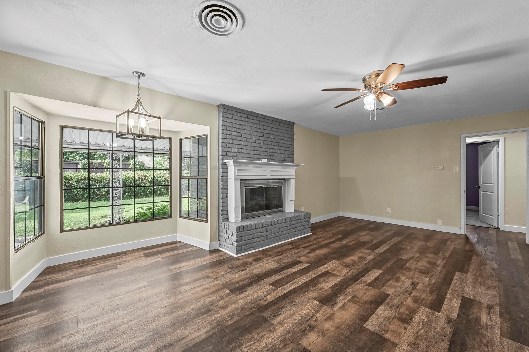 2612 Conflans Road , Irving, TX, 75061 | 20653878 | Realty Texas LLC