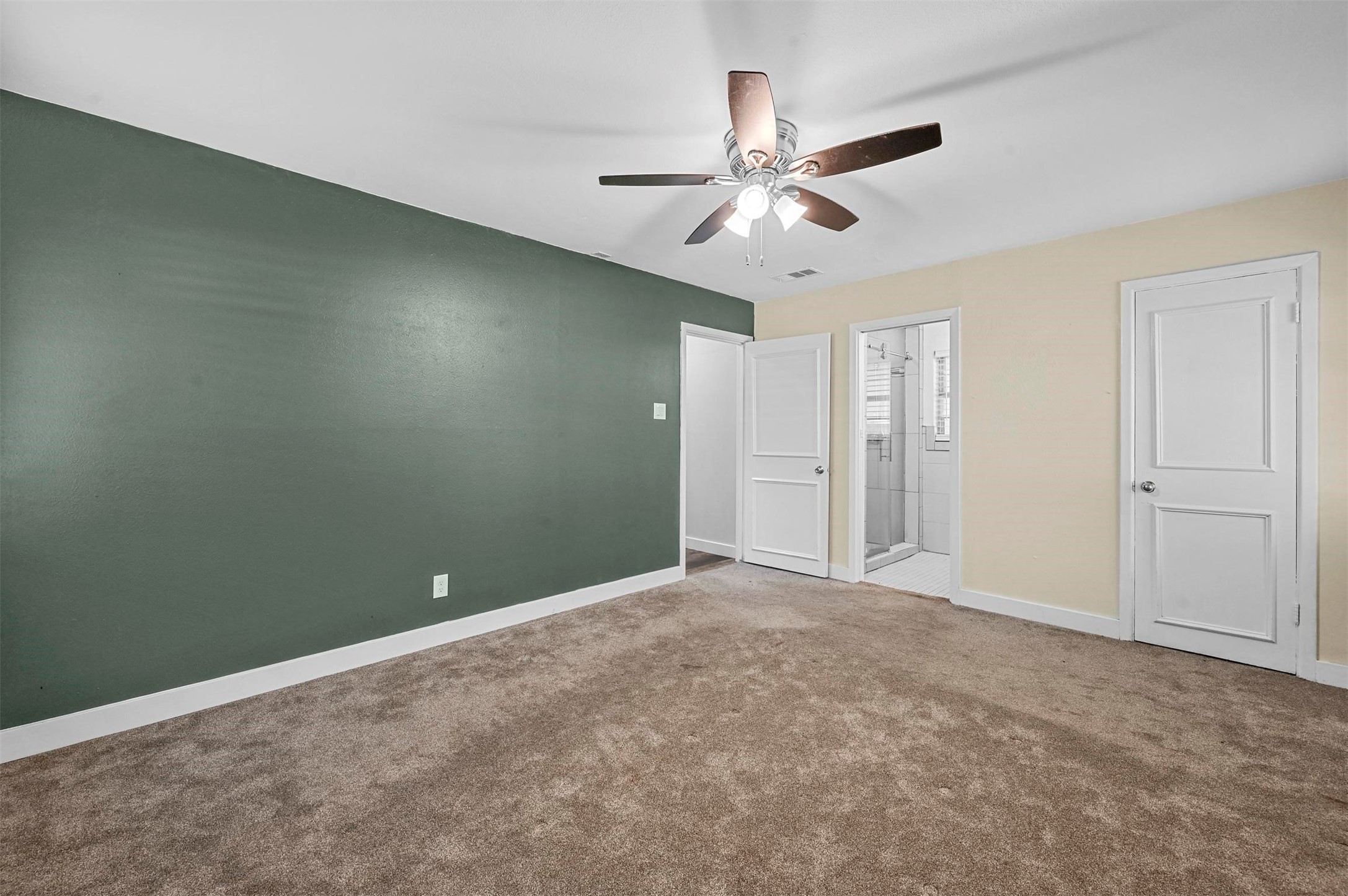 2612 Conflans Road , Irving, TX, 75061 | 20653878 | Realty Texas LLC