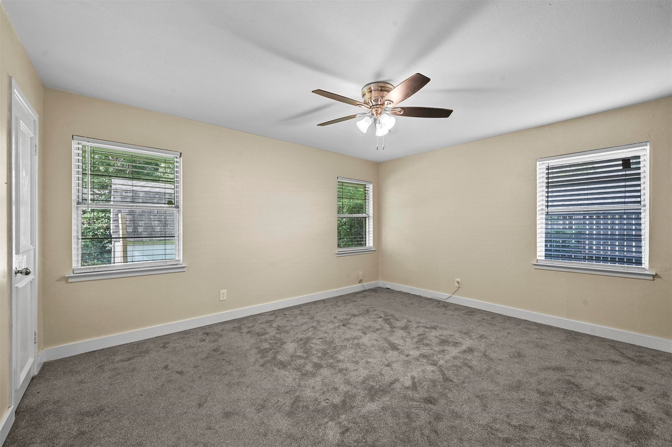 2612 Conflans Road , Irving, TX, 75061 | 20653878 | Realty Texas LLC