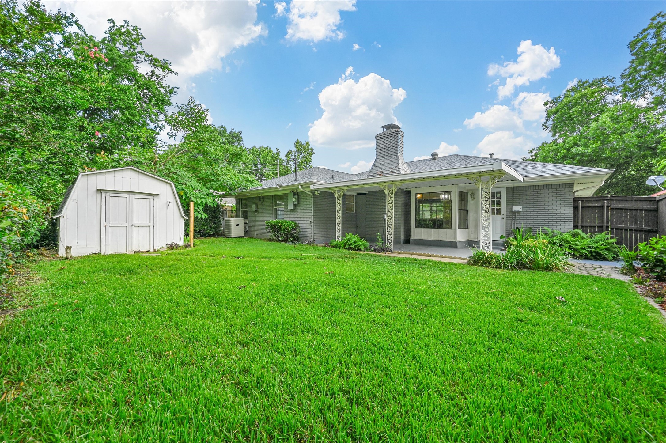 2612 Conflans Road , Irving, TX, 75061 | 20653878 | Realty Texas LLC