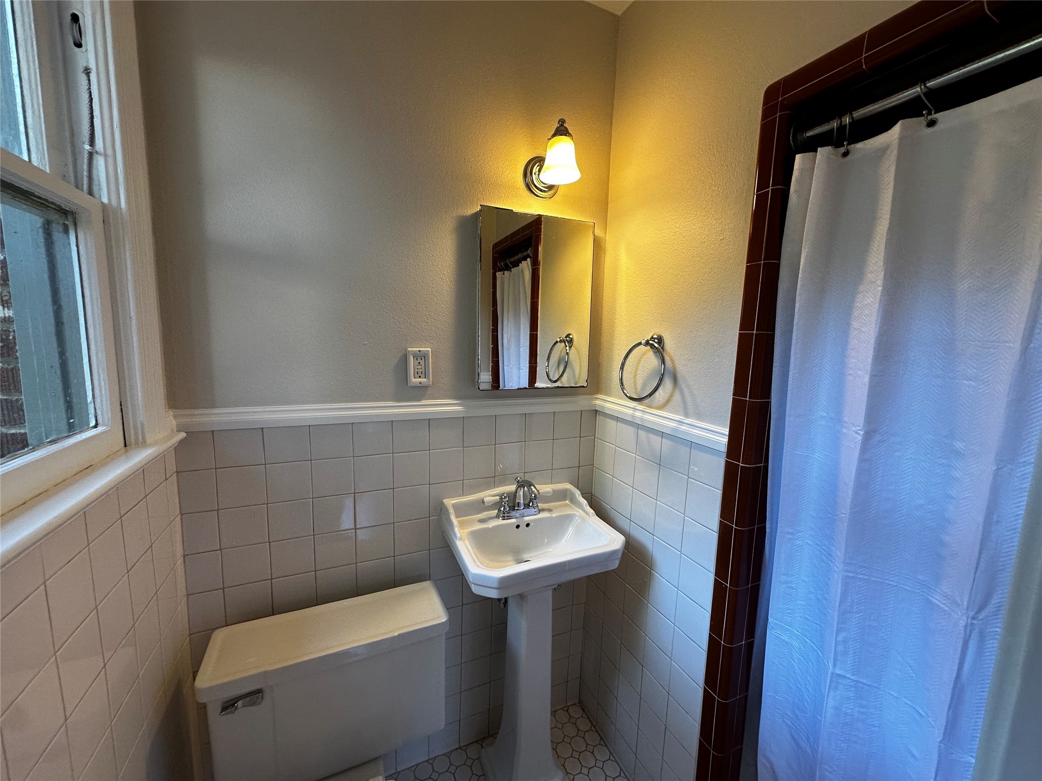 811 Clermont Avenue , Dallas, TX, 75223 | 20656843 | Realty Texas LLC