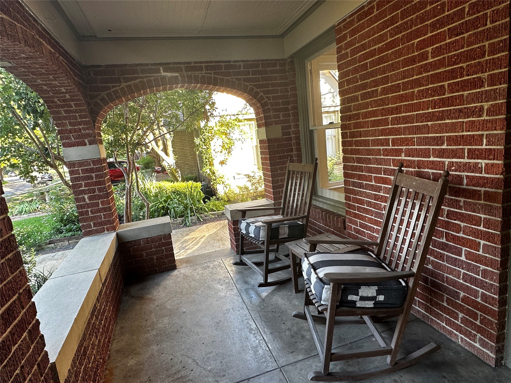 811 Clermont Avenue , Dallas, TX, 75223 | 20656843 | Realty Texas LLC