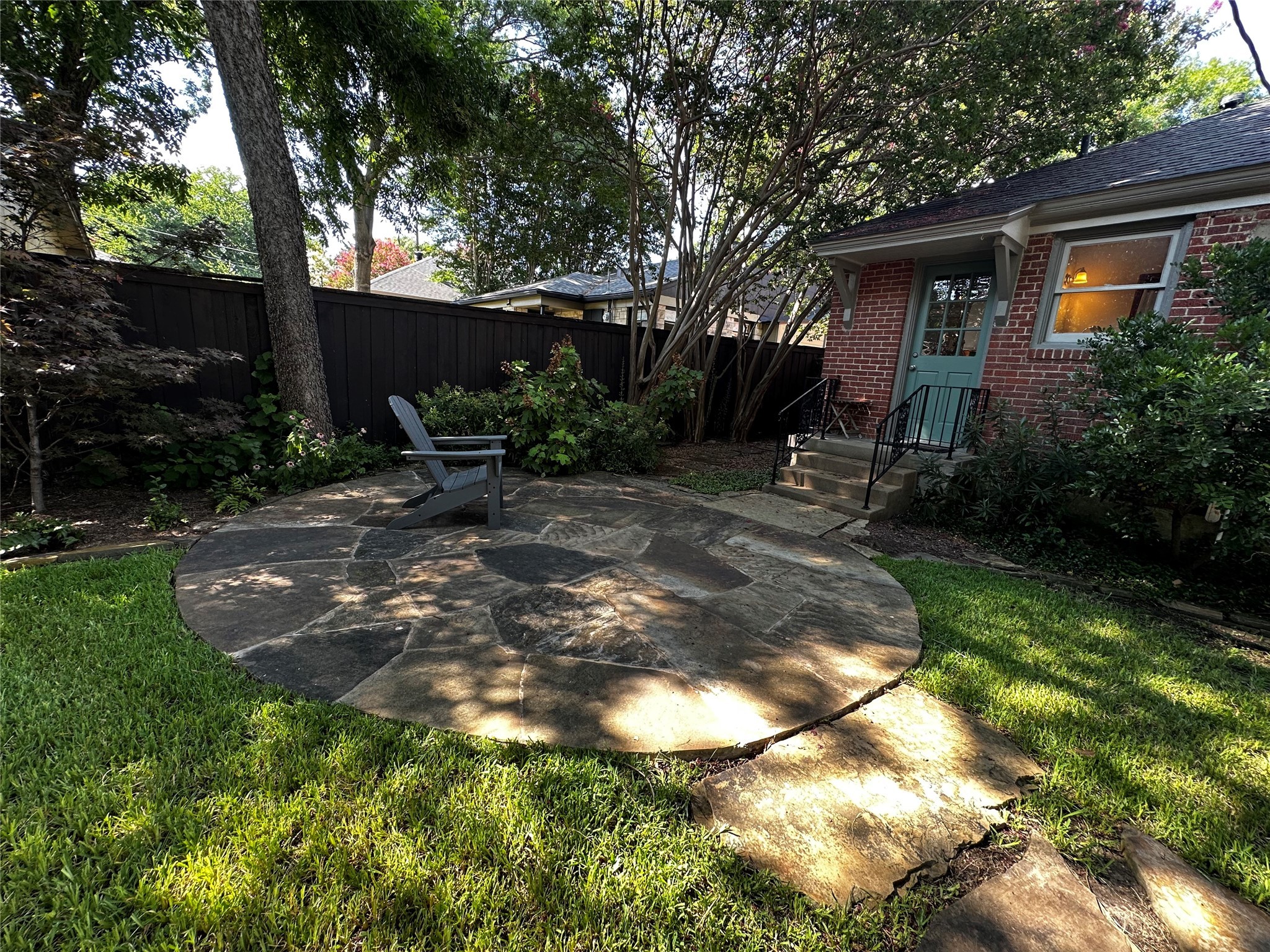 811 Clermont Avenue , Dallas, TX, 75223 | 20656843 | Realty Texas LLC