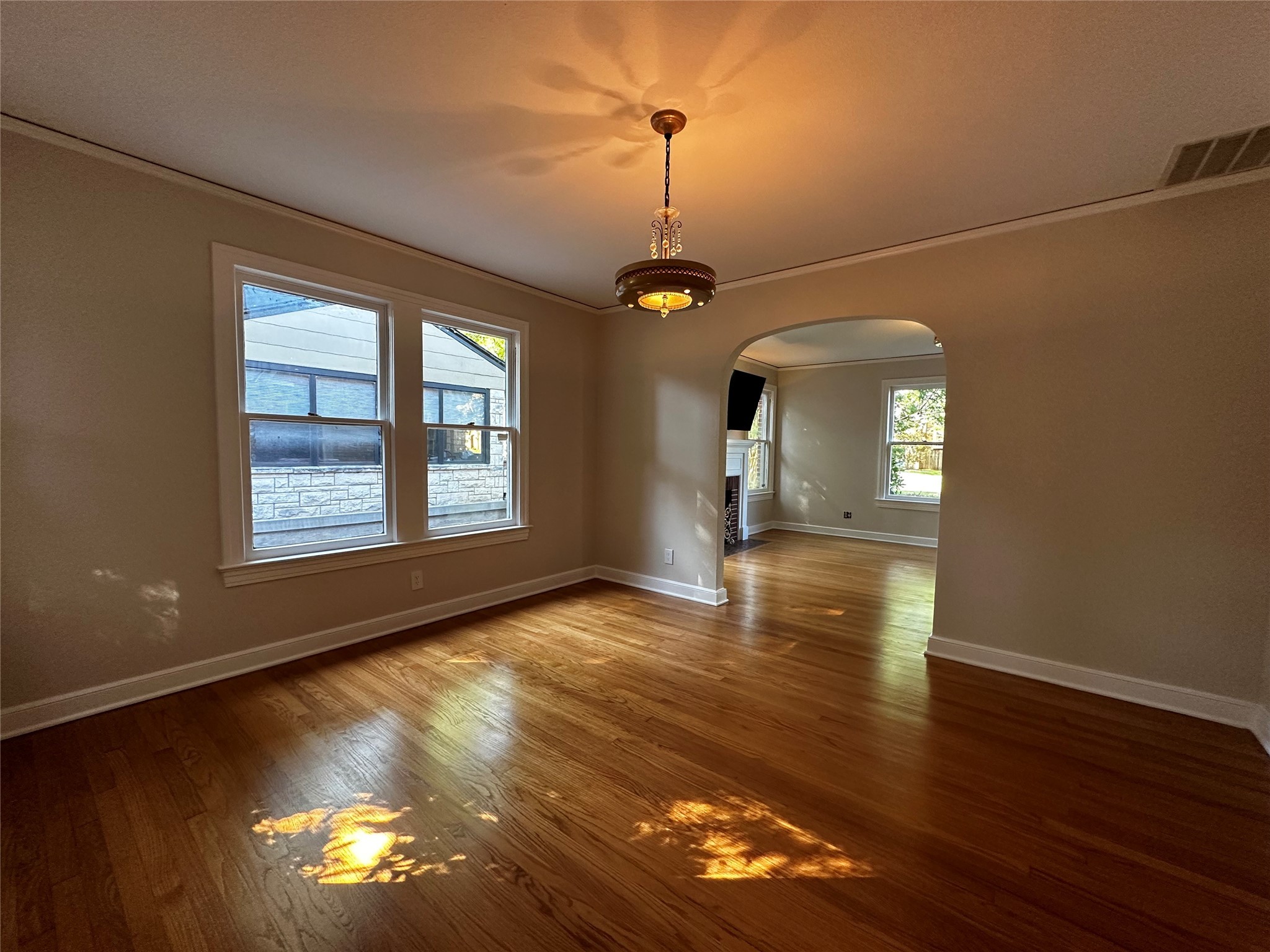 811 Clermont Avenue , Dallas, TX, 75223 | 20656843 | Realty Texas LLC