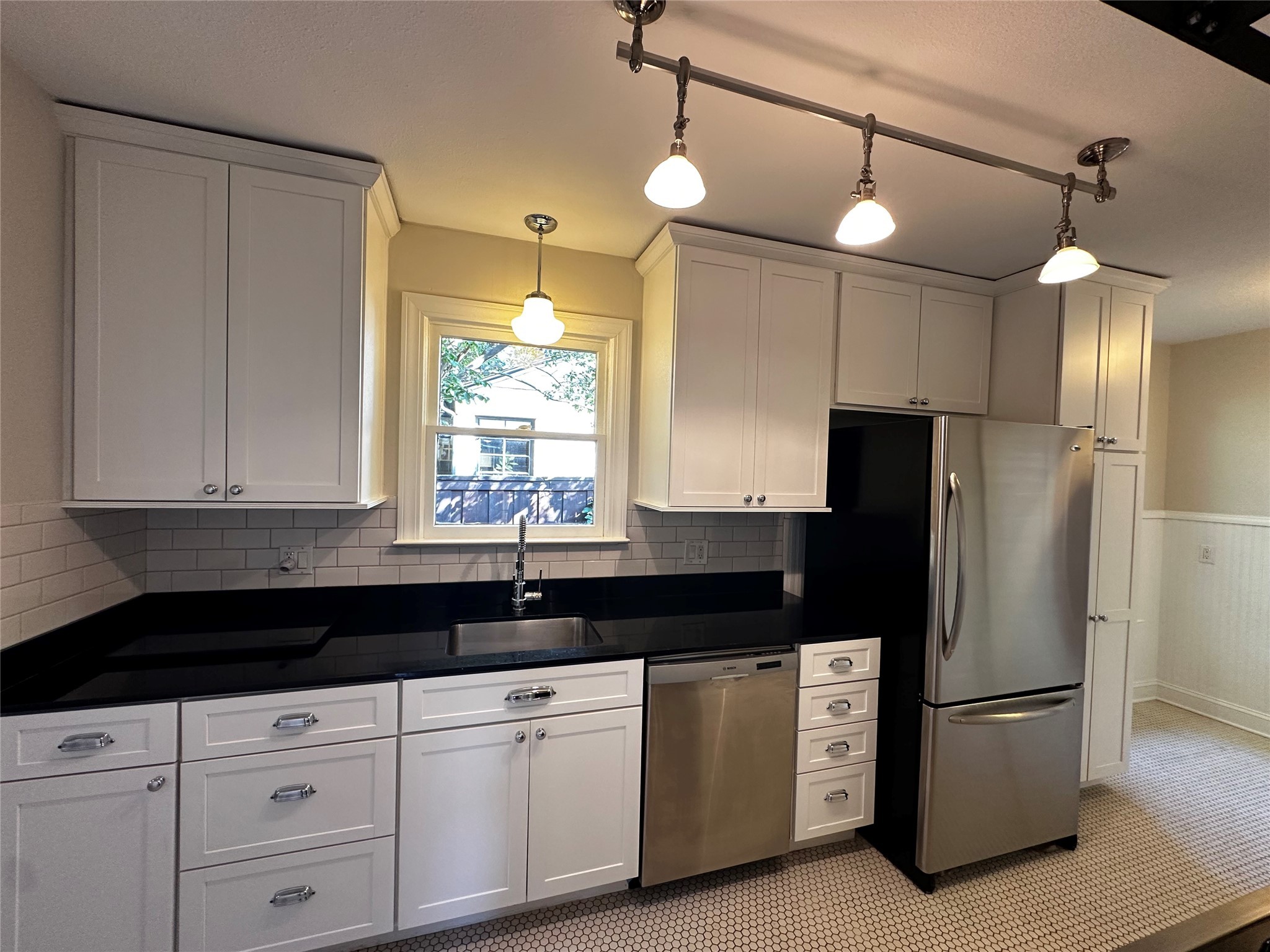 811 Clermont Avenue , Dallas, TX, 75223 | 20656843 | Realty Texas LLC