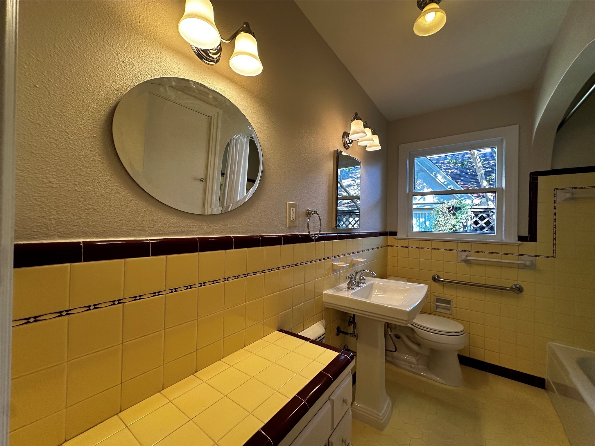 811 Clermont Avenue , Dallas, TX, 75223 | 20656843 | Realty Texas LLC
