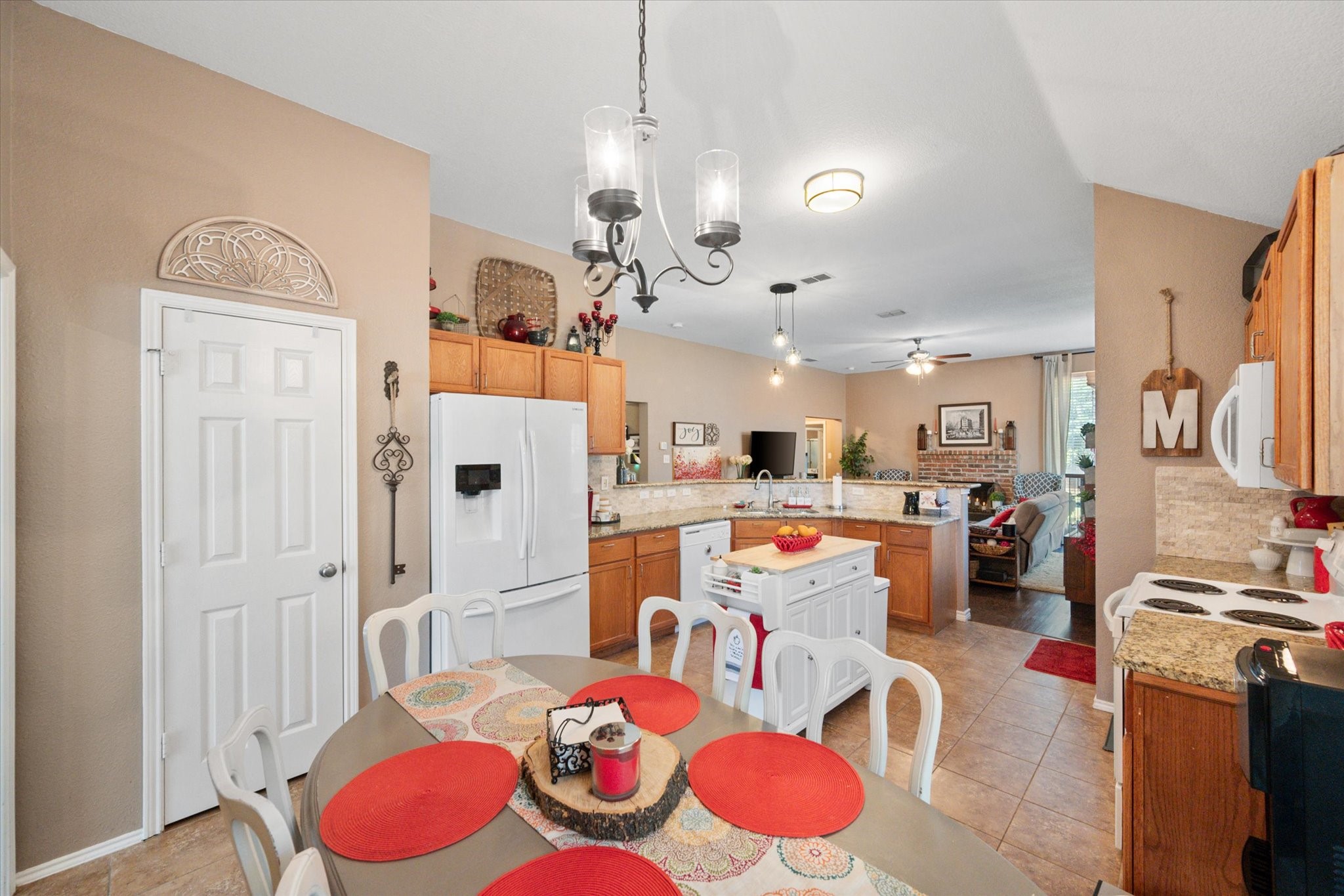 6815 Lakehurst Lane , Sachse, TX, 75048 | 20649920 | Realty Texas LLC