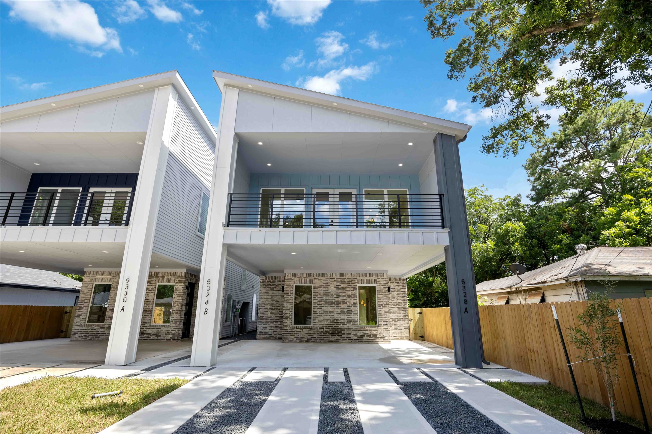 5328 Wenda Street A/B , Houston, TX, 77033 | 10762844 | Realty Texas LLC