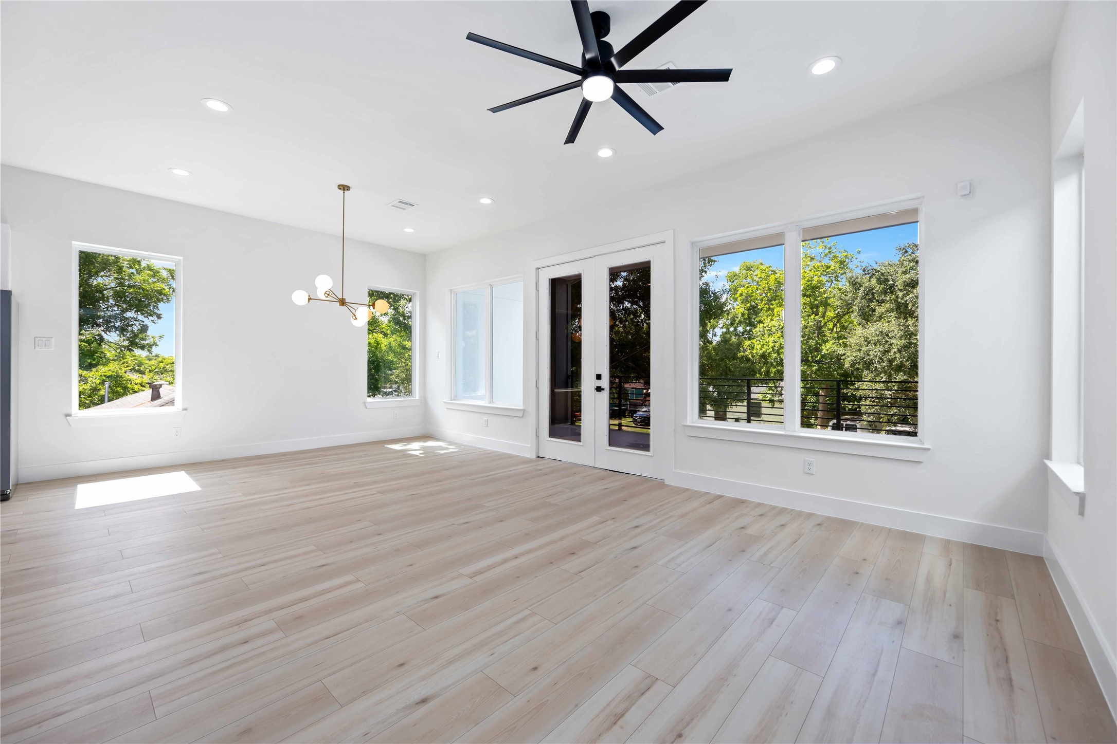 5328 Wenda Street A/B , Houston, TX, 77033 | 10762844 | Realty Texas LLC