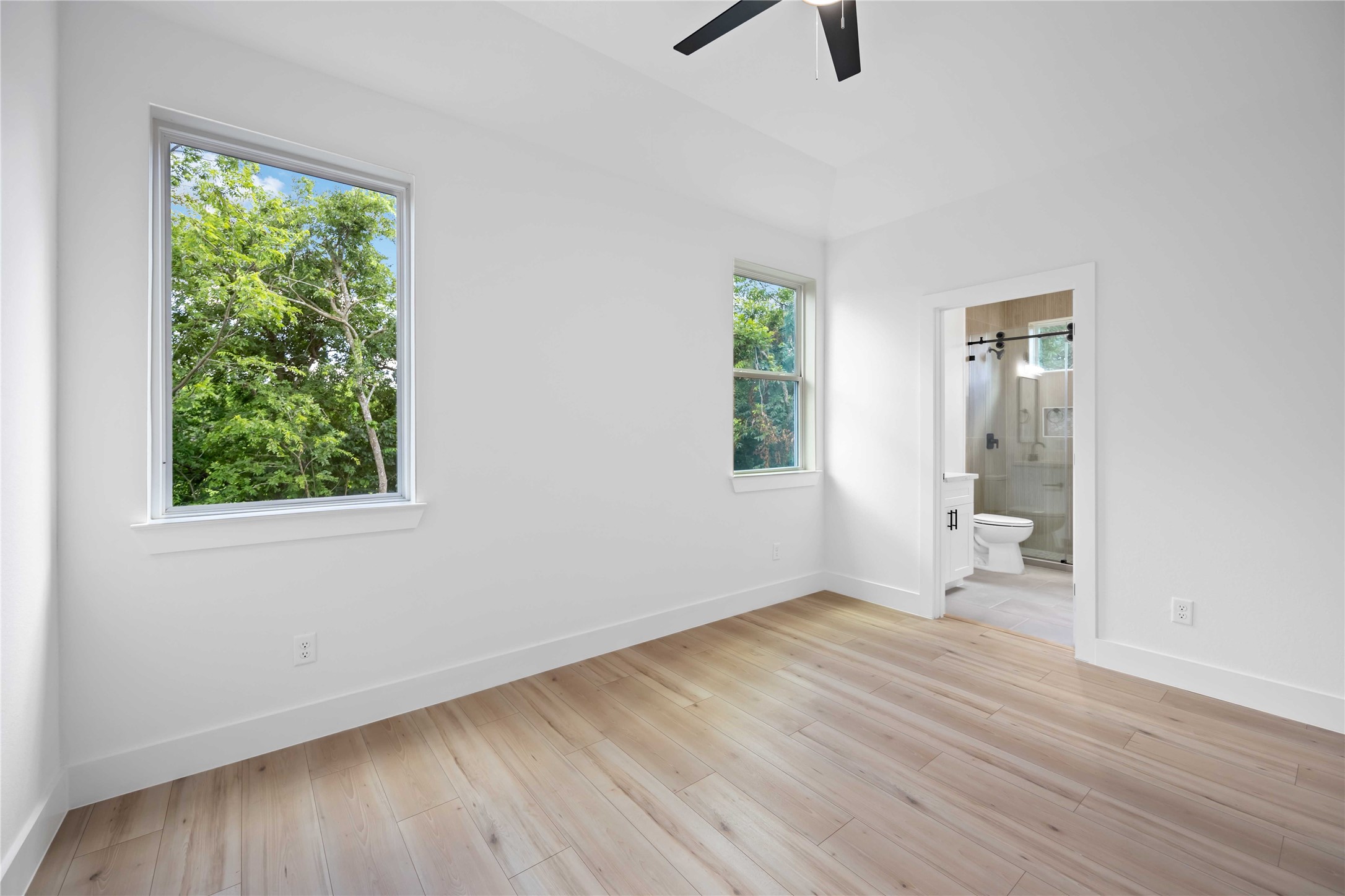 5328 Wenda Street A/B , Houston, TX, 77033 | 10762844 | Realty Texas LLC