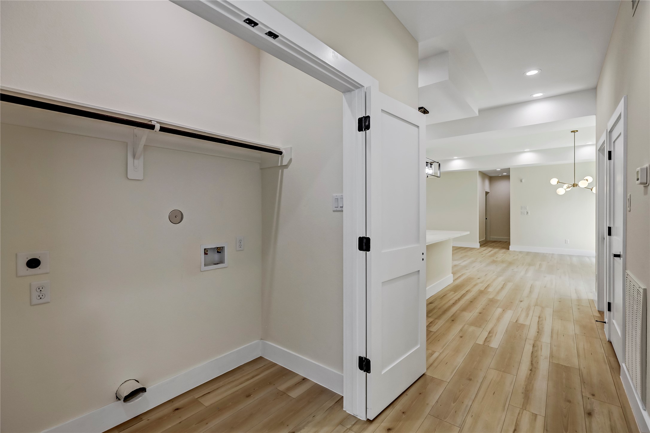 5328 Wenda Street A/B , Houston, TX, 77033 | 10762844 | Realty Texas LLC