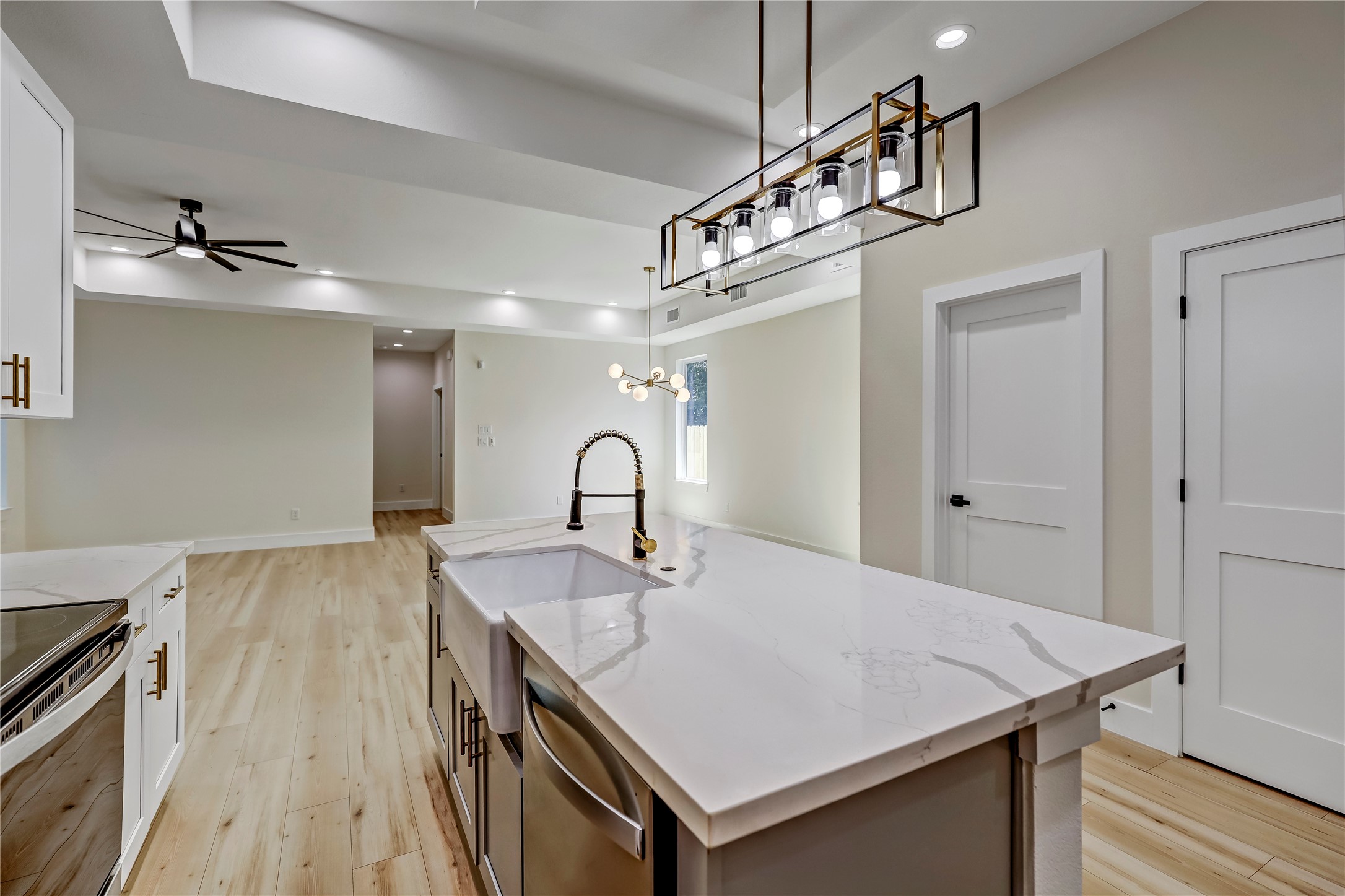 5328 Wenda Street A/B , Houston, TX, 77033 | 10762844 | Realty Texas LLC