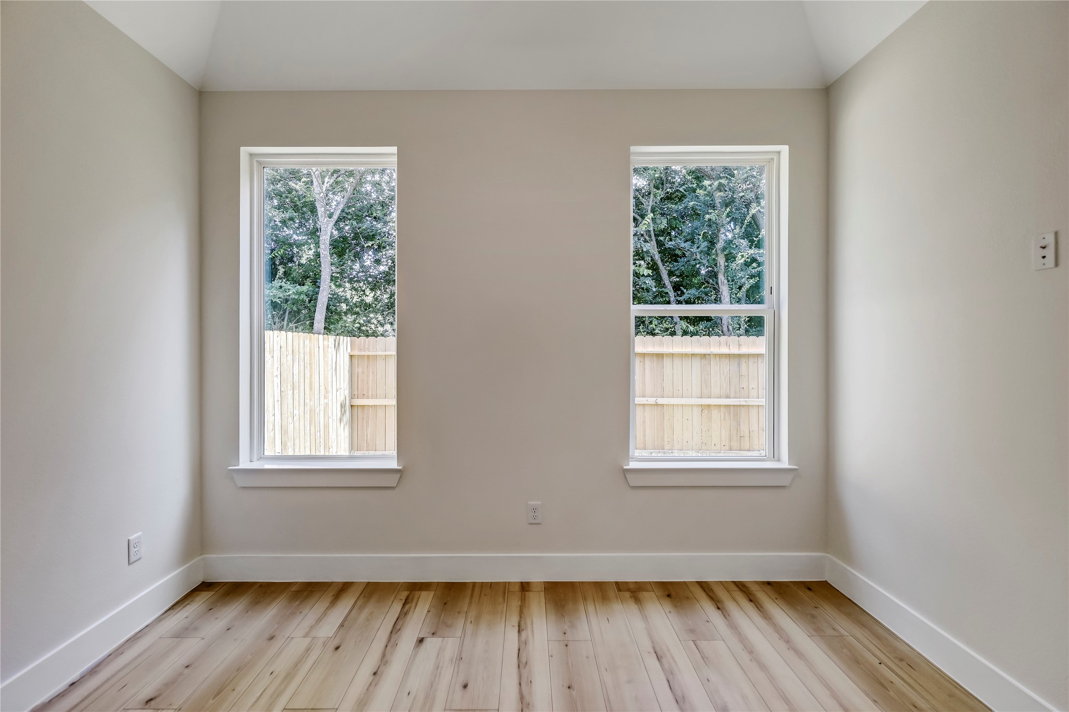 5328 Wenda Street A/B , Houston, TX, 77033 | 10762844 | Realty Texas LLC