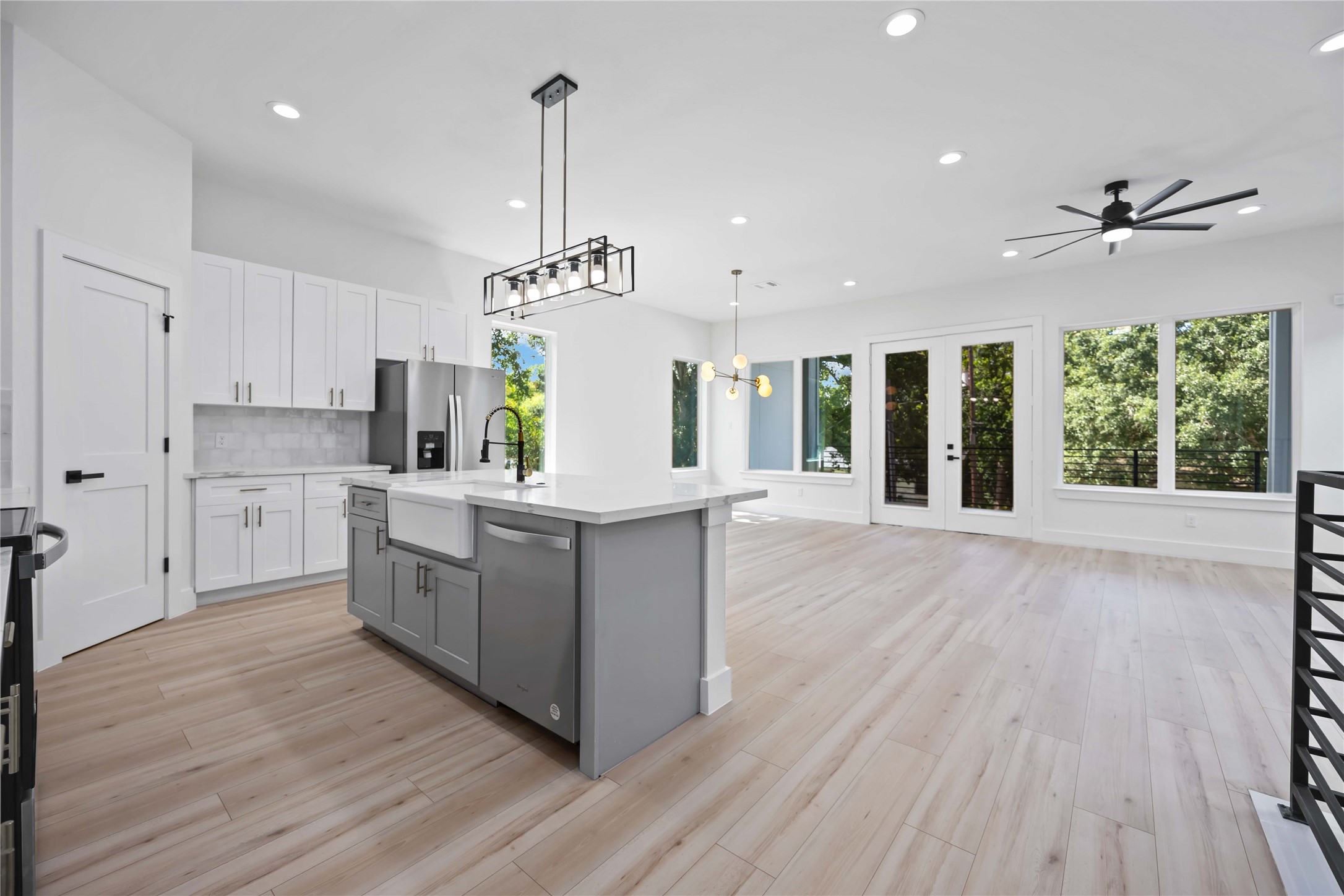 5328 Wenda Street A/B , Houston, TX, 77033 | 10762844 | Realty Texas LLC