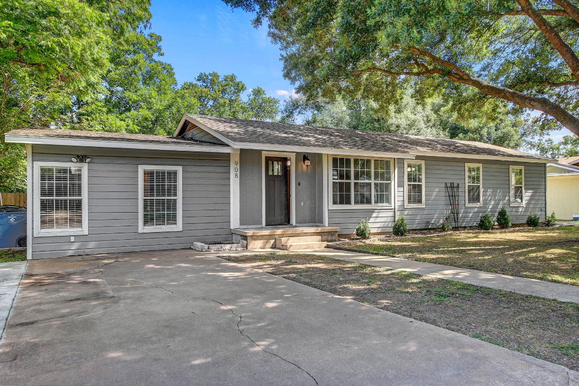 908 Kent Street , Taylor, TX, 76574 | 4661856 | Realty Texas LLC