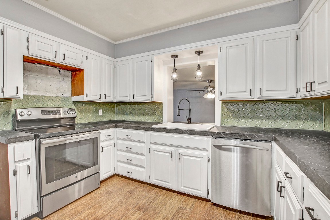 908 Kent Street , Taylor, TX, 76574 | 4661856 | Realty Texas LLC