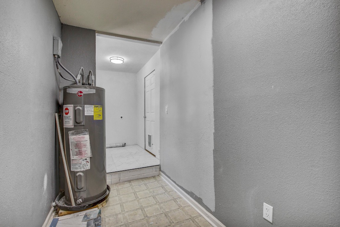 908 Kent Street , Taylor, TX, 76574 | 4661856 | Realty Texas LLC