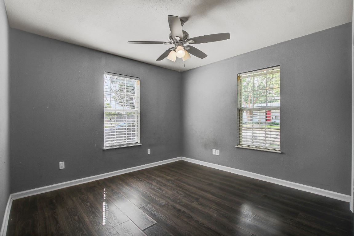 908 Kent Street , Taylor, TX, 76574 | 4661856 | Realty Texas LLC