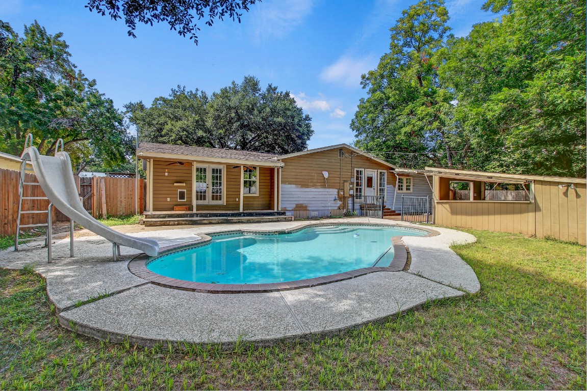 908 Kent Street , Taylor, TX, 76574 | 4661856 | Realty Texas LLC