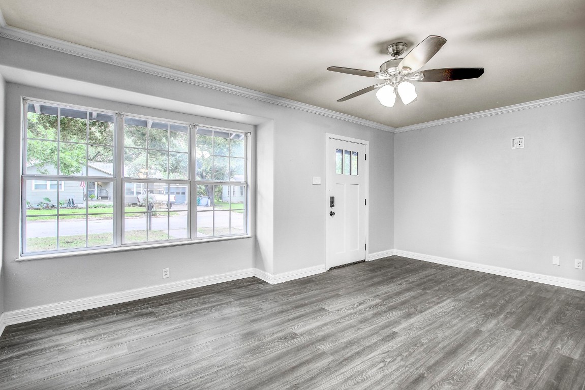 908 Kent Street , Taylor, TX, 76574 | 4661856 | Realty Texas LLC
