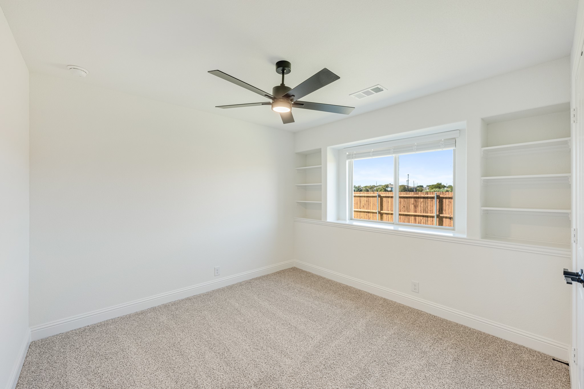 316 Keystone Drive , Commerce, TX, 75428 | 20658507 | Realty Texas LLC