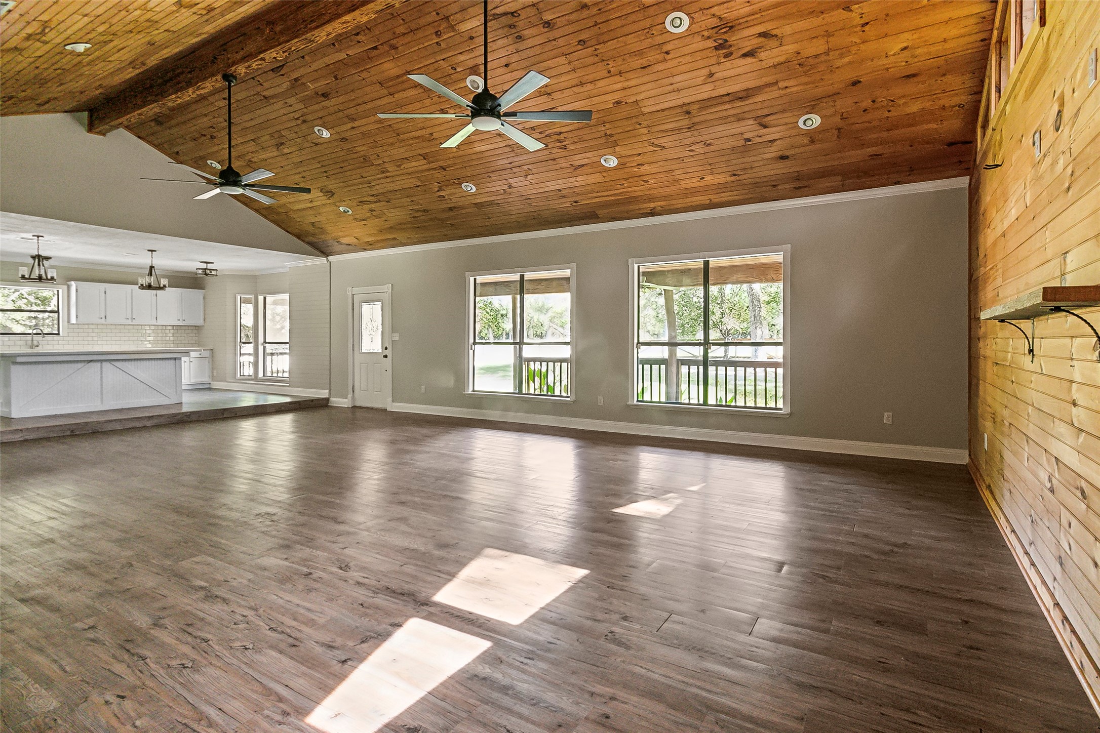 1360 E Gibson Street , Jasper, TX, 75951 | 80805355 | Realty Texas LLC