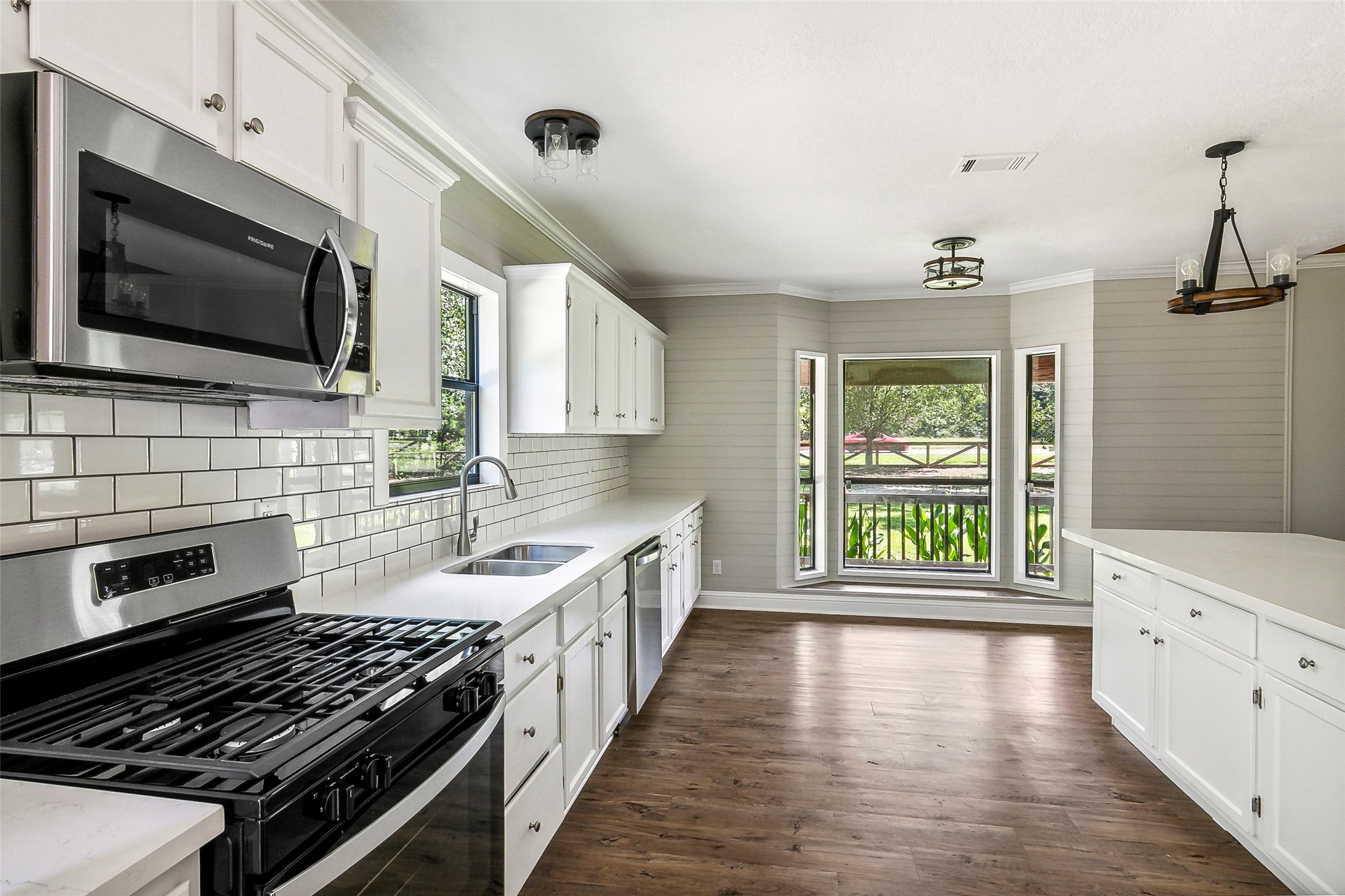 1360 E Gibson Street , Jasper, TX, 75951 | 80805355 | Realty Texas LLC