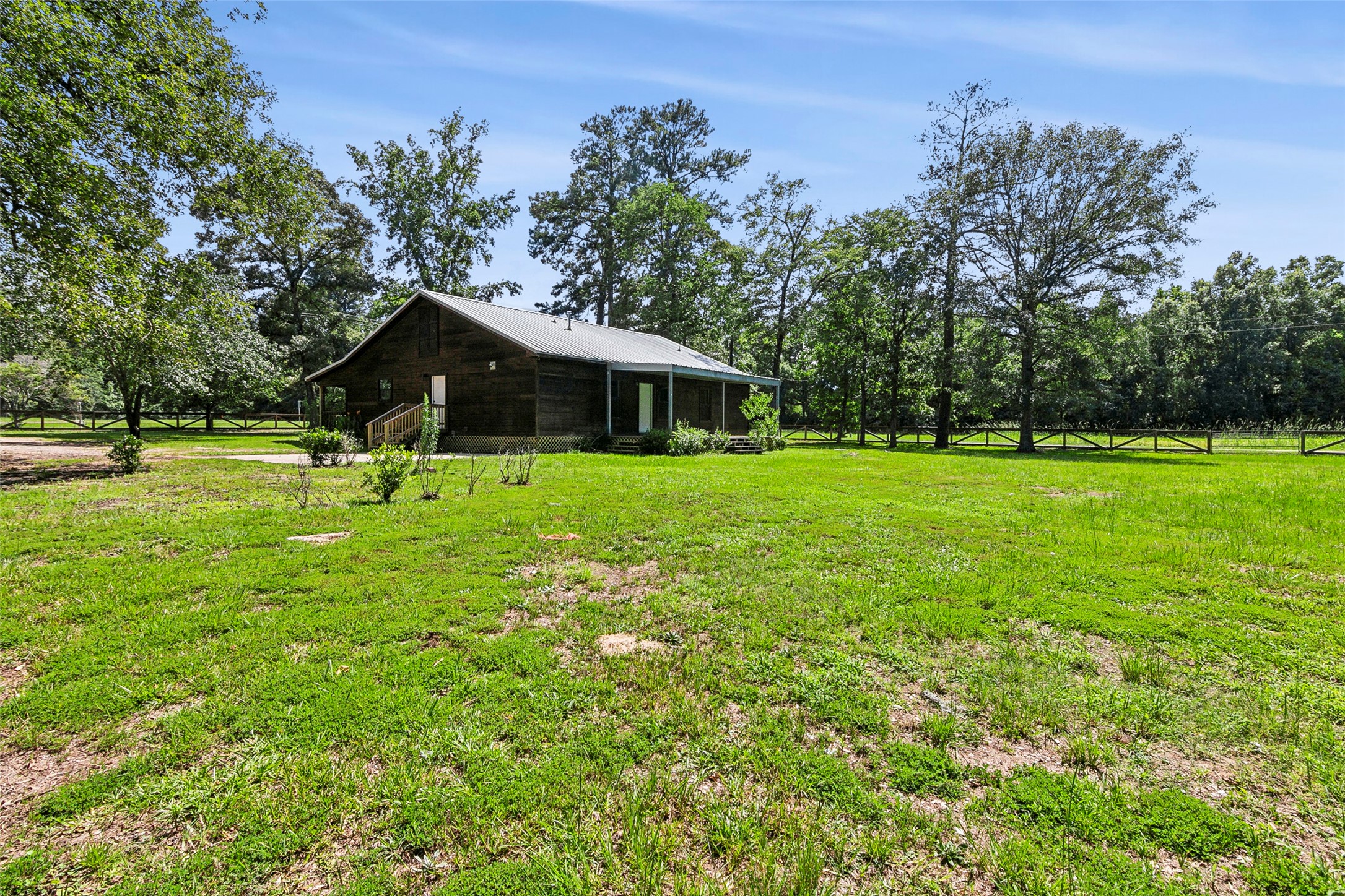 1360 E Gibson Street , Jasper, TX, 75951 | 80805355 | Realty Texas LLC