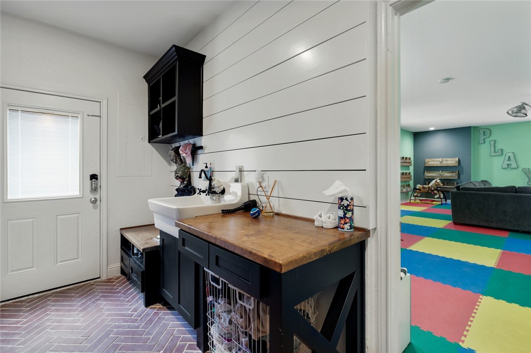 279 Cresthill Circle , Valley Mills, TX, 76689 | 223876 | Realty Texas LLC