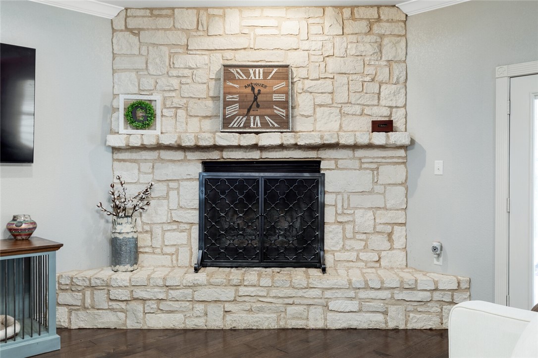 279 Cresthill Circle , Valley Mills, TX, 76689 | 223876 | Realty Texas LLC