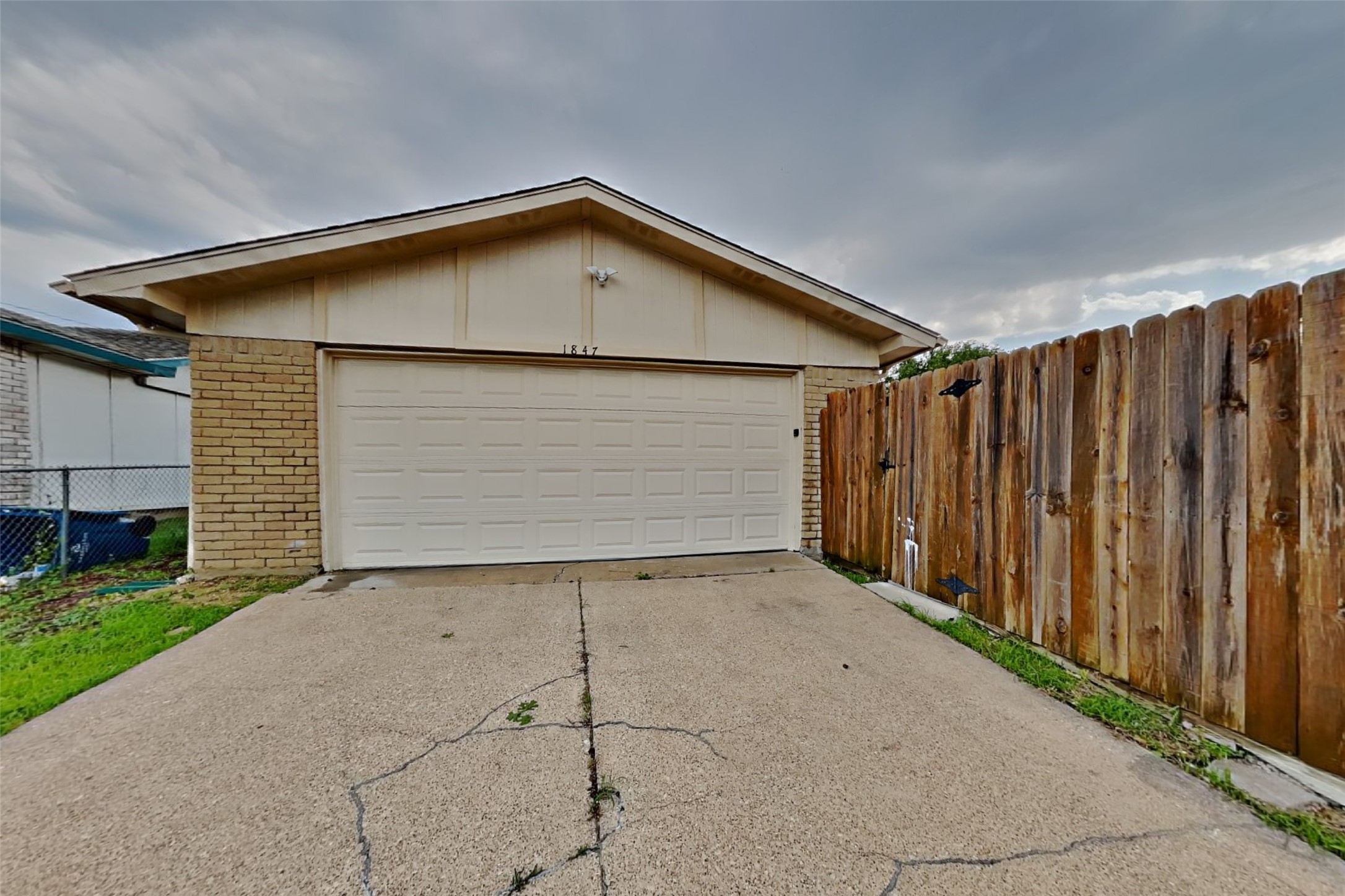 1847 Tree Line Drive , Carrollton, TX, 75007 | 20659272 | Realty Texas LLC