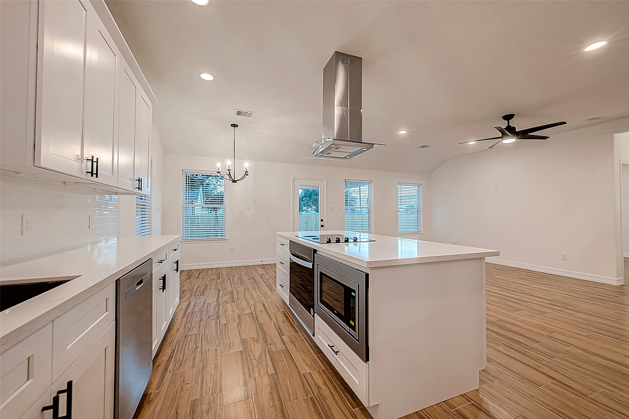 206 S 2nd Street , Beasley, TX, 77417 | 24230227 | Realty Texas LLC