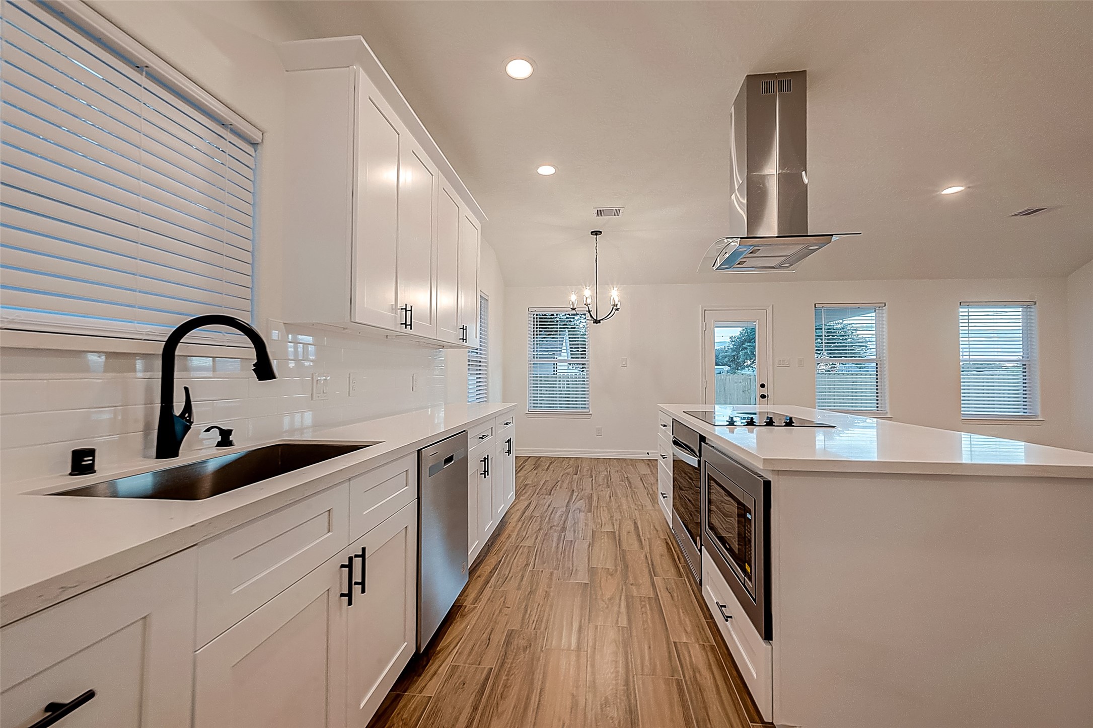 206 S 2nd Street , Beasley, TX, 77417 | 24230227 | Realty Texas LLC