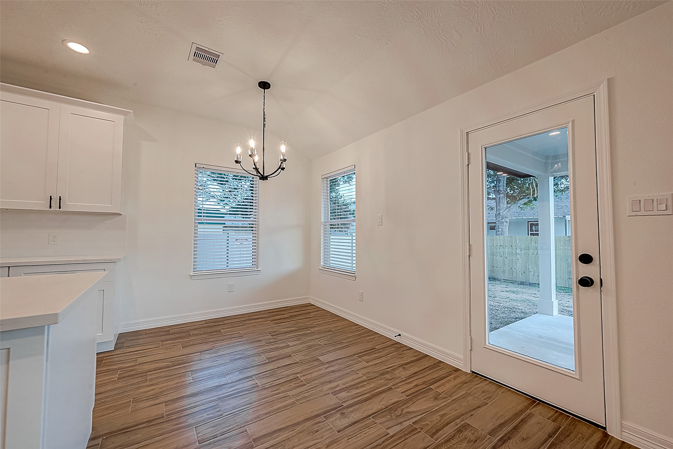 206 S 2nd Street , Beasley, TX, 77417 | 24230227 | Realty Texas LLC