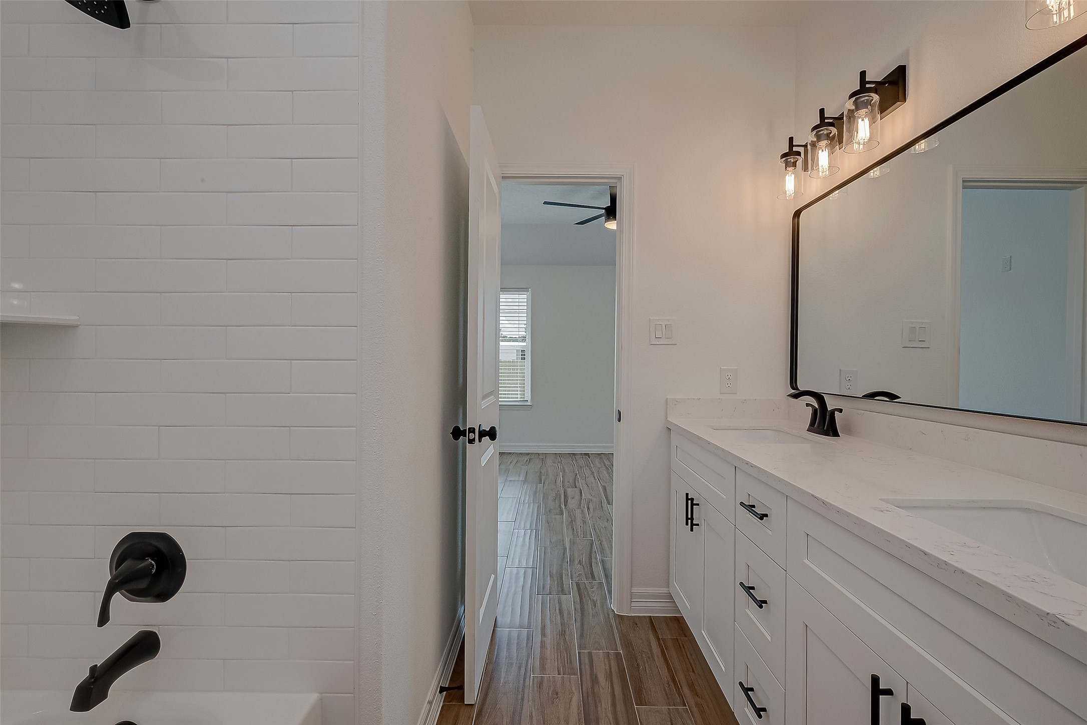 206 S 2nd Street , Beasley, TX, 77417 | 24230227 | Realty Texas LLC