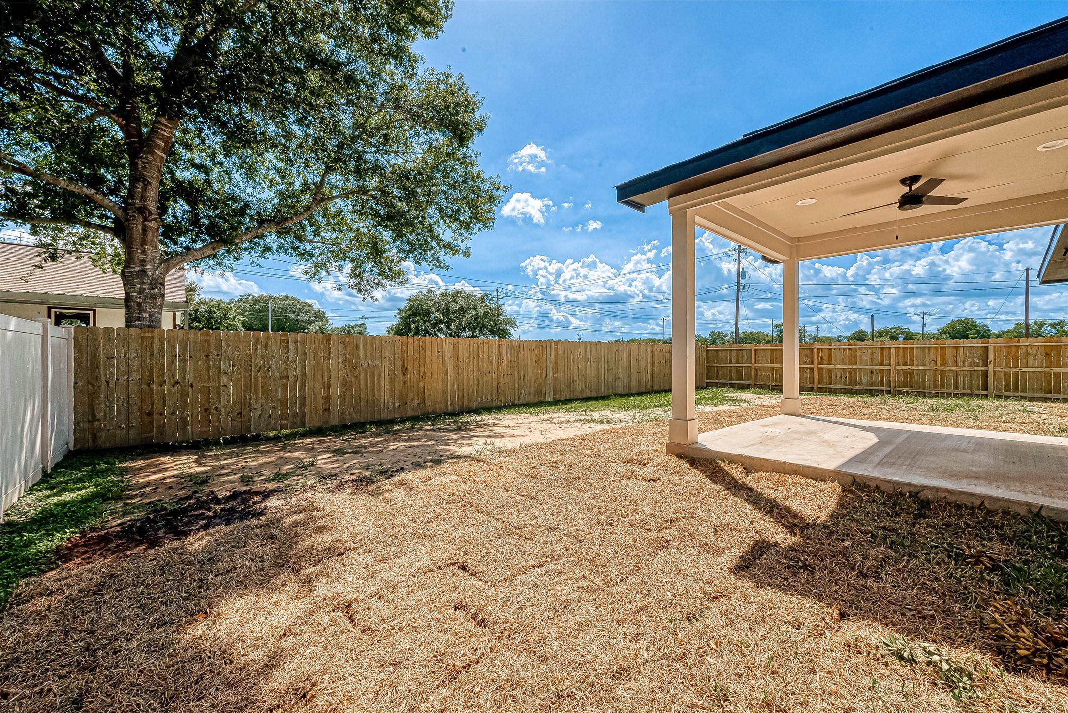 206 S 2nd Street , Beasley, TX, 77417 | 24230227 | Realty Texas LLC