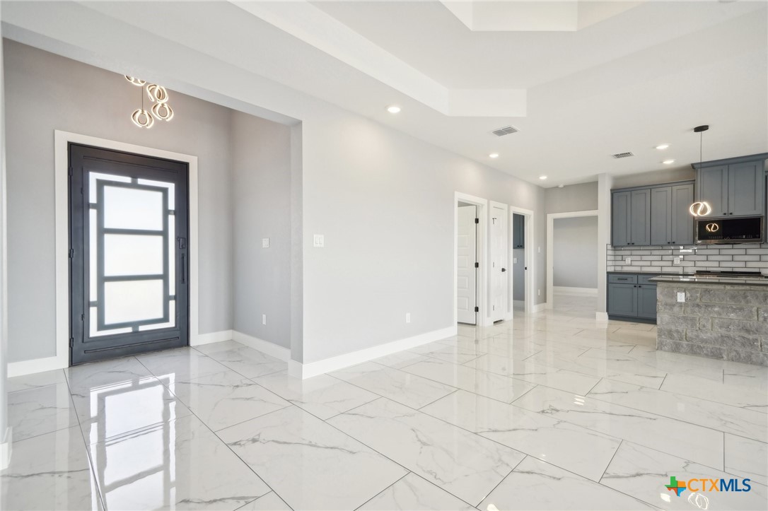 792 Lake Valley Drive , La Vernia, TX, 78121 | 549178 | Realty Texas LLC