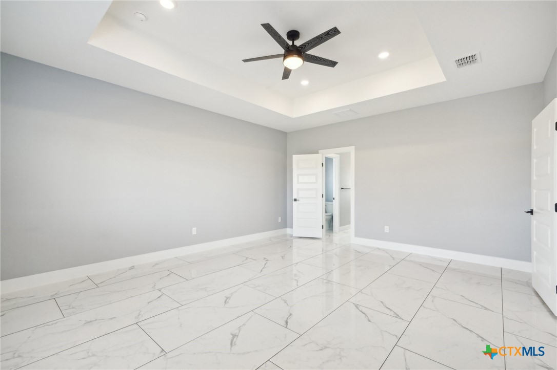 792 Lake Valley Drive , La Vernia, TX, 78121 | 549178 | Realty Texas LLC