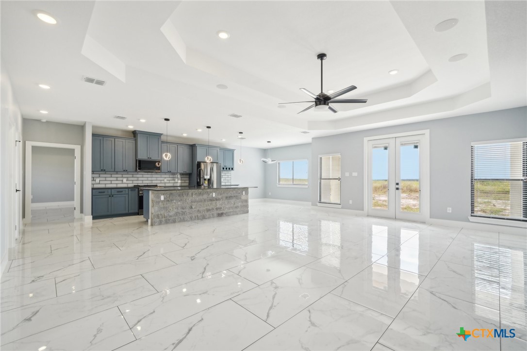 792 Lake Valley Drive , La Vernia, TX, 78121 | 549178 | Realty Texas LLC