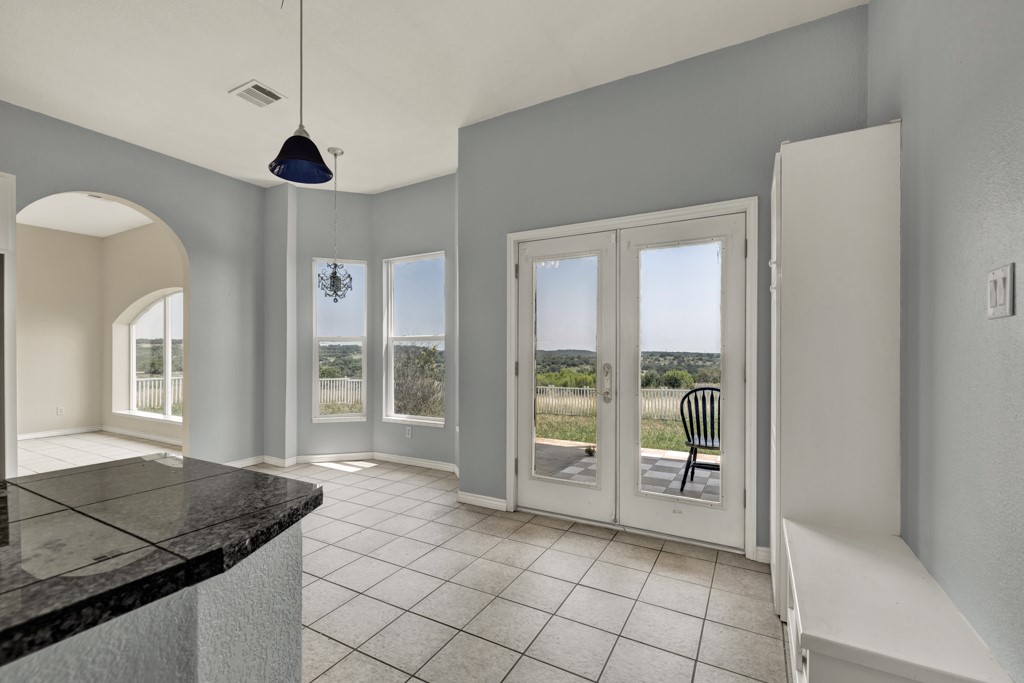 268 W Castle Road , Johnson City, TX, 78636 | 6357376 | Realty Texas LLC