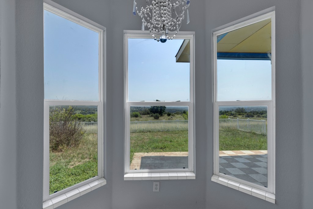 268 W Castle Road , Johnson City, TX, 78636 | 6357376 | Realty Texas LLC