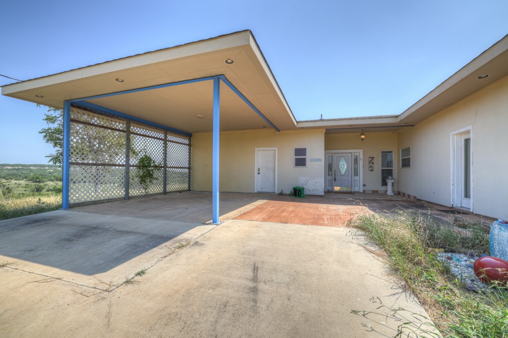 268 W Castle Road , Johnson City, TX, 78636 | 6357376 | Realty Texas LLC