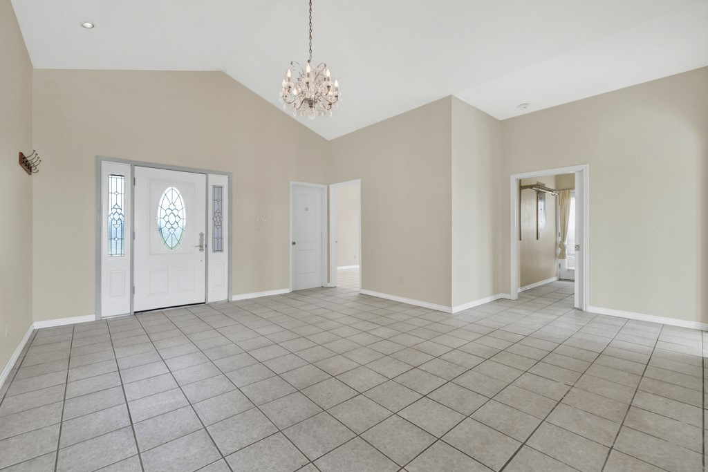 268 W Castle Road , Johnson City, TX, 78636 | 6357376 | Realty Texas LLC