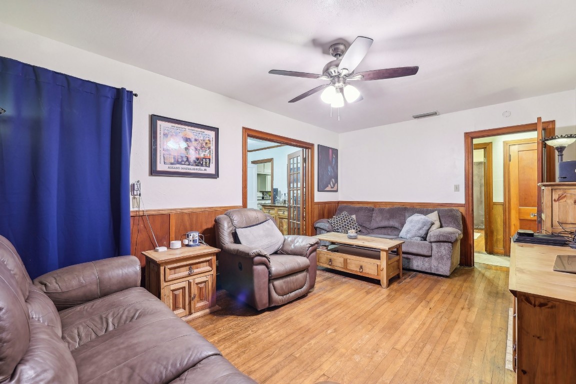 4907 Harmon Avenue , Austin, TX, 78751 | 5659440 | Realty Texas LLC