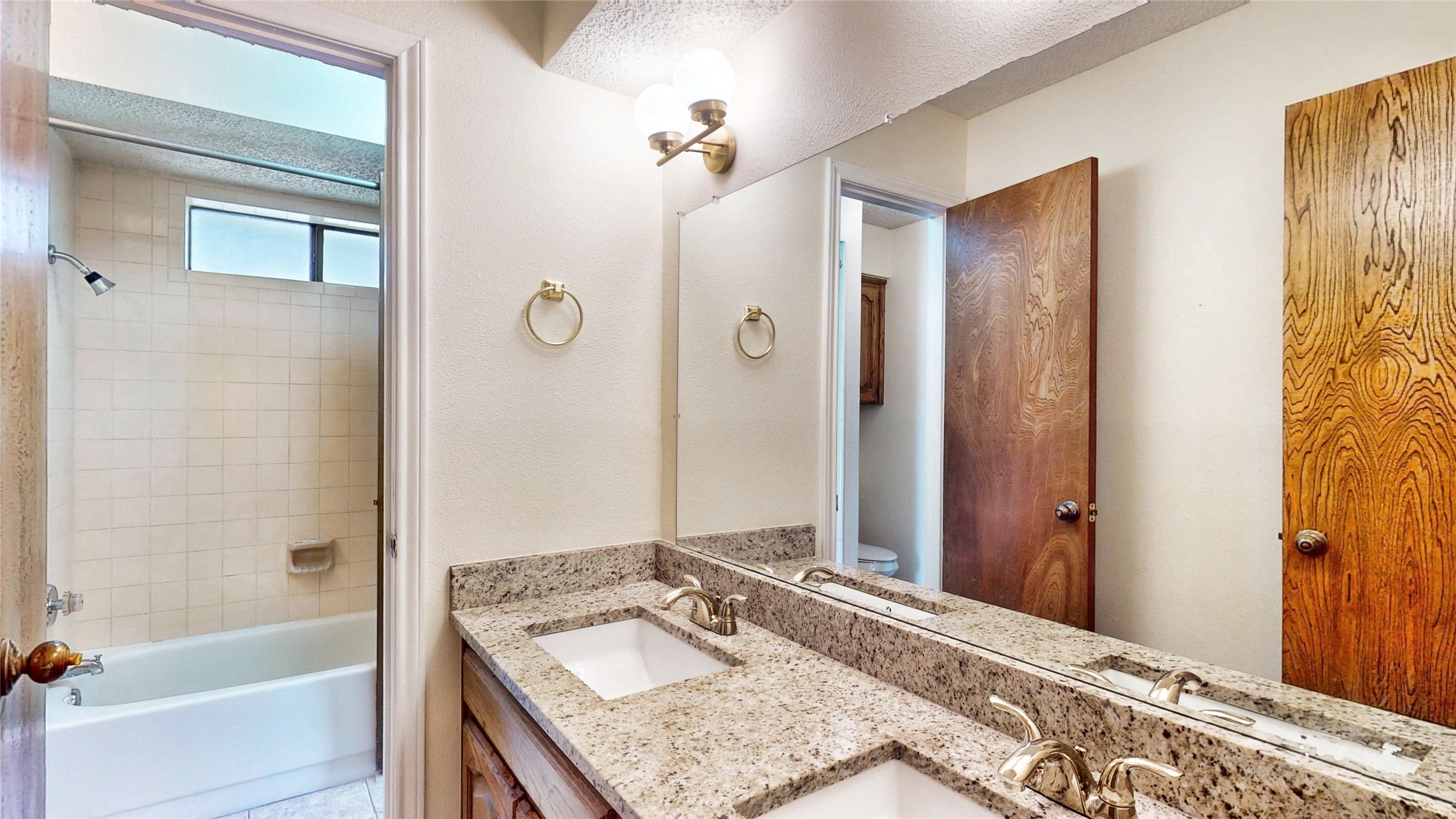 210 Rustic Ridge Drive , Garland, TX, 75040 | 20663591 | Realty Texas LLC