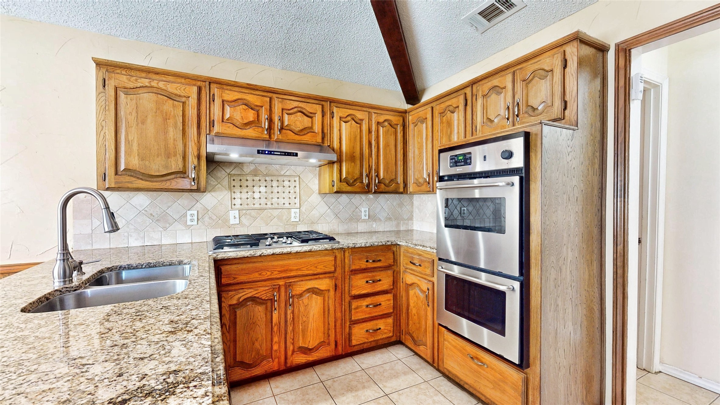 210 Rustic Ridge Drive , Garland, TX, 75040 | 20663591 | Realty Texas LLC