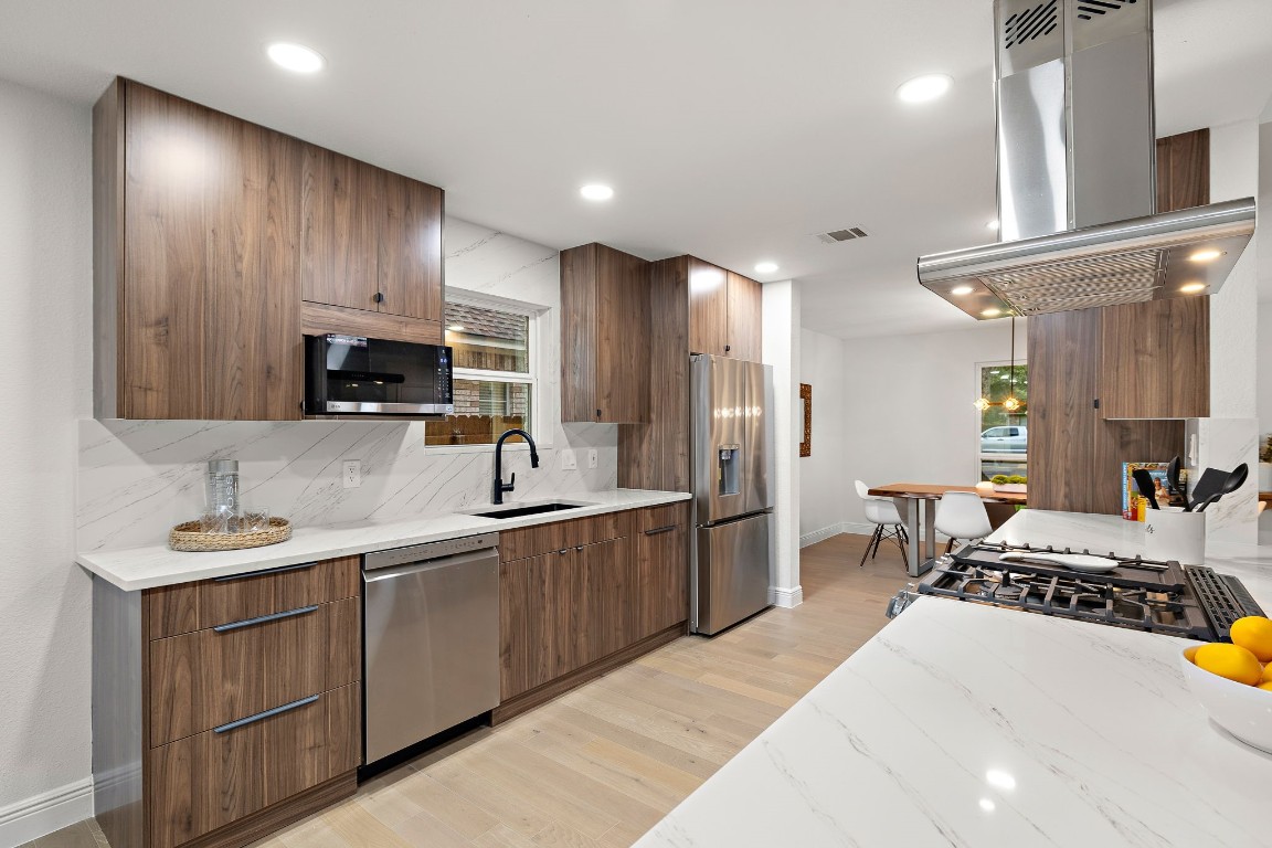 4606 Whispering Valley Drive , Austin, TX, 78727 | 2879914 | Realty Texas LLC