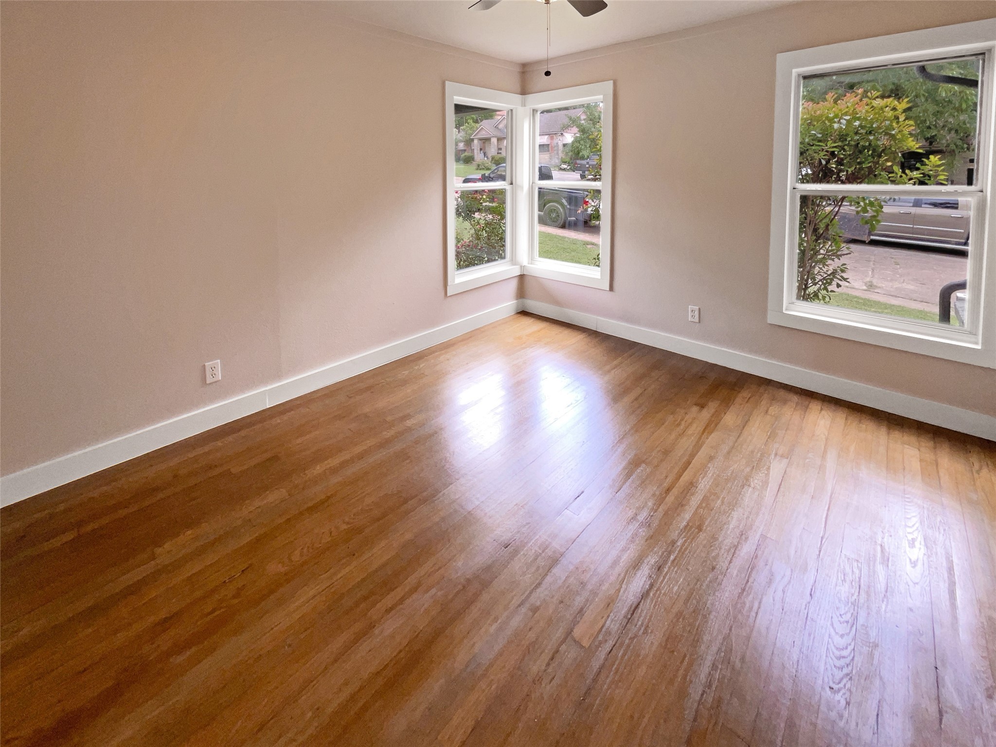 1427 Arborvitae Avenue , Dallas, TX, 75224 | 20665601 | Realty Texas LLC