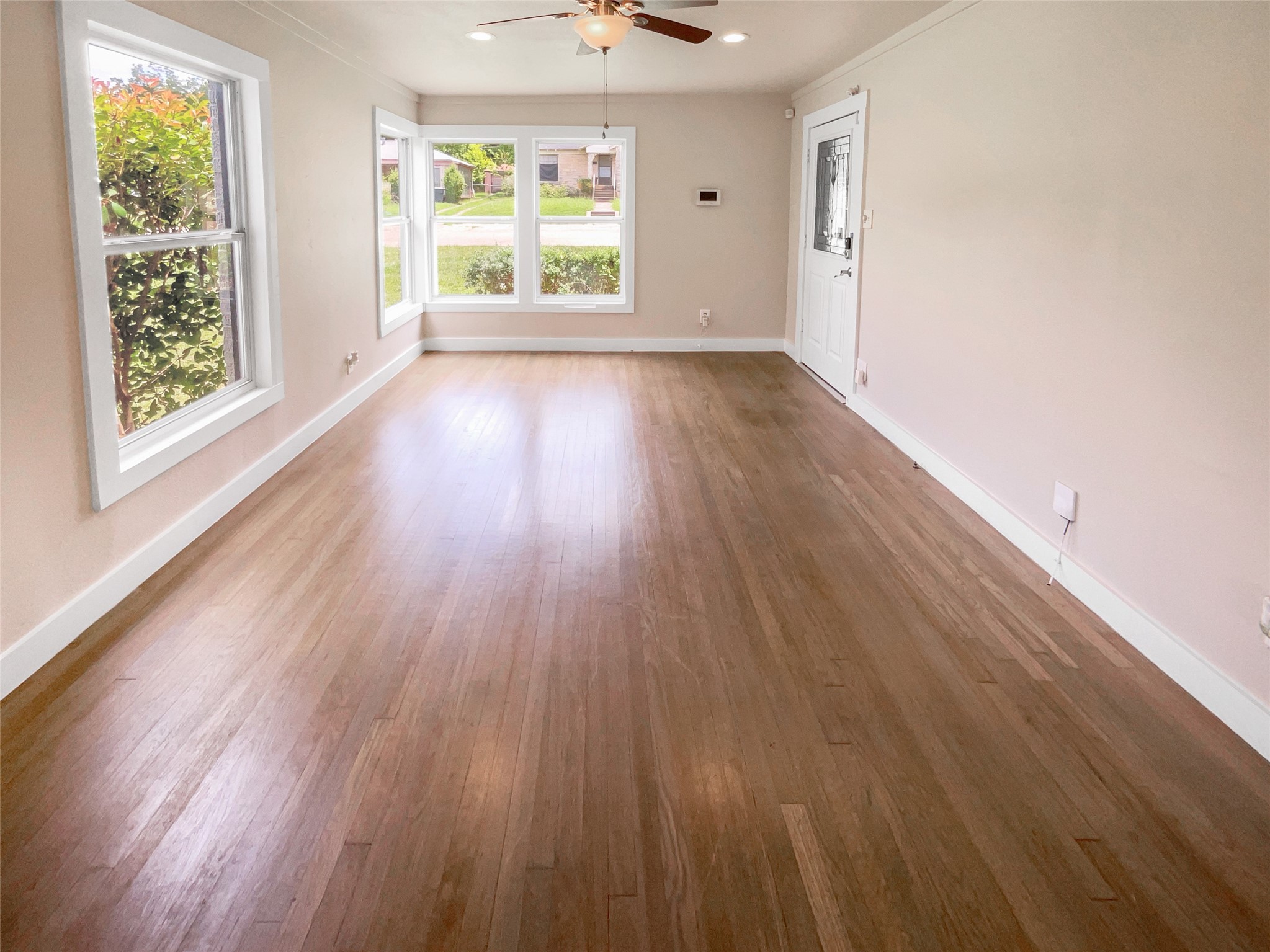 1427 Arborvitae Avenue , Dallas, TX, 75224 | 20665601 | Realty Texas LLC